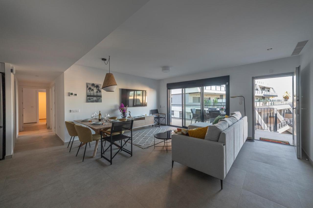 Apartment In With Sea View, Ac, Pool *